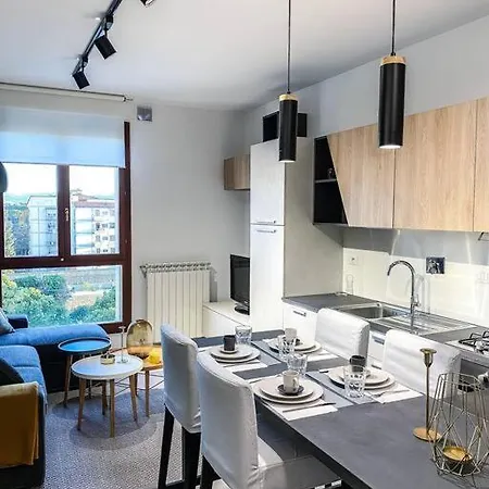 Bright Elegance Apartment *